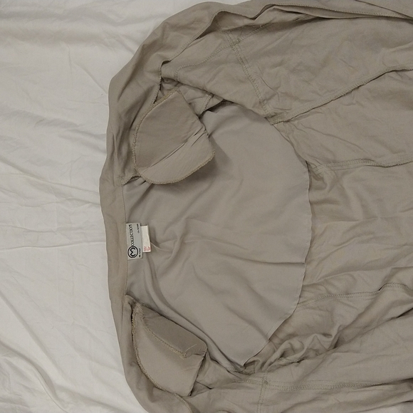 Taupe color blazer - Picture 15 of 15